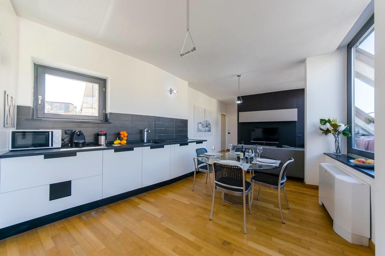 Altido Modern Flat Next To Acquario Apartment Genoa Exterior photo